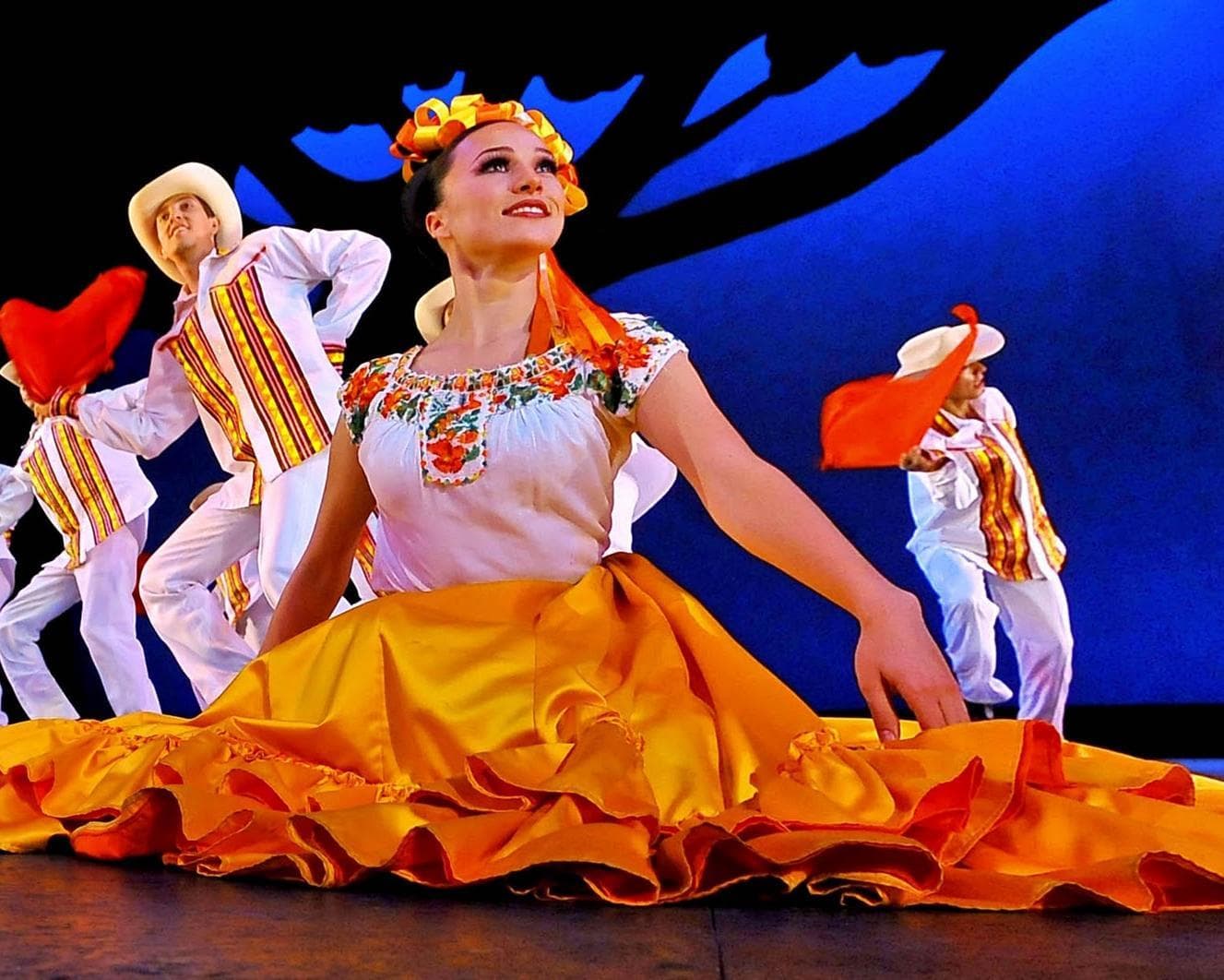 CDMX AND ITS SURROUNDINGS