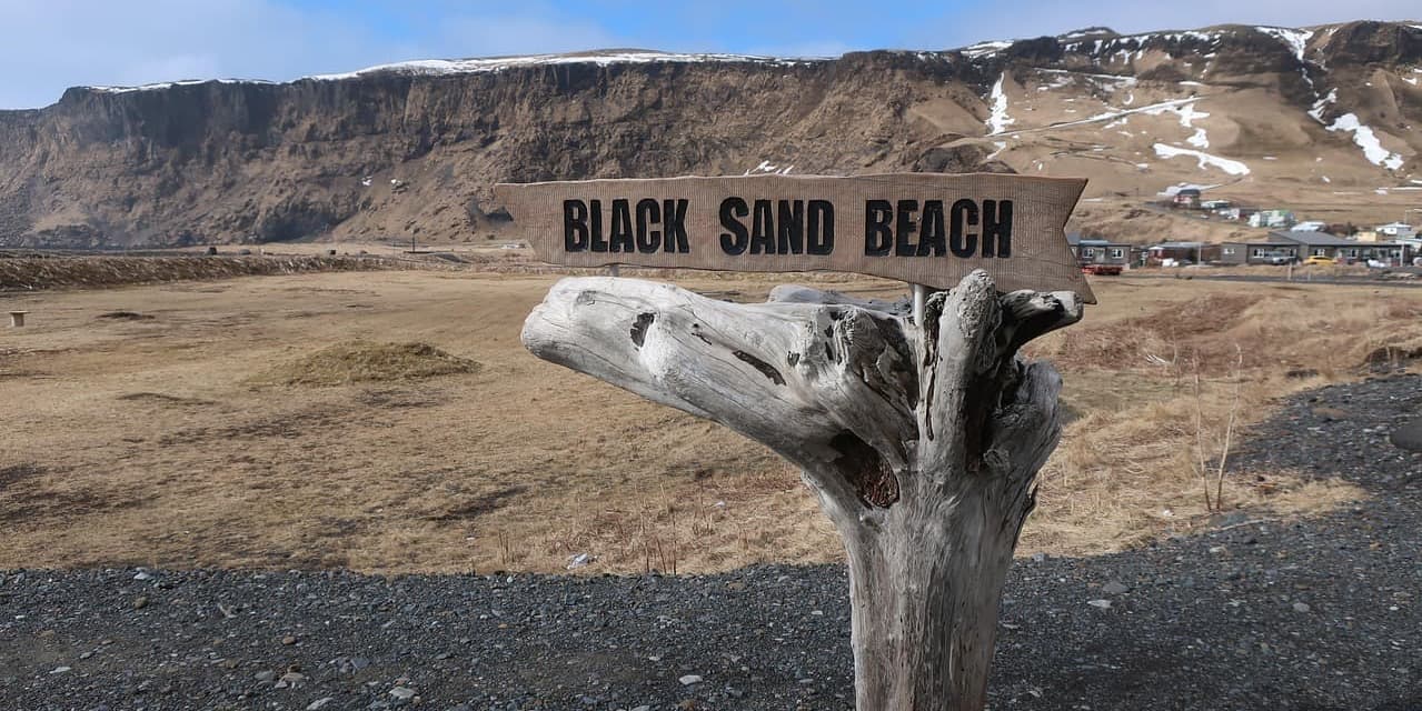 GIORNO 2: GOLDEN CIRCLE –SKOGAFOSS –VIK -REYNISFJARA 