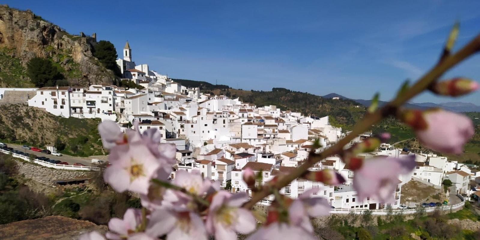 第2天：托洛克斯 → 卡萨拉博内拉