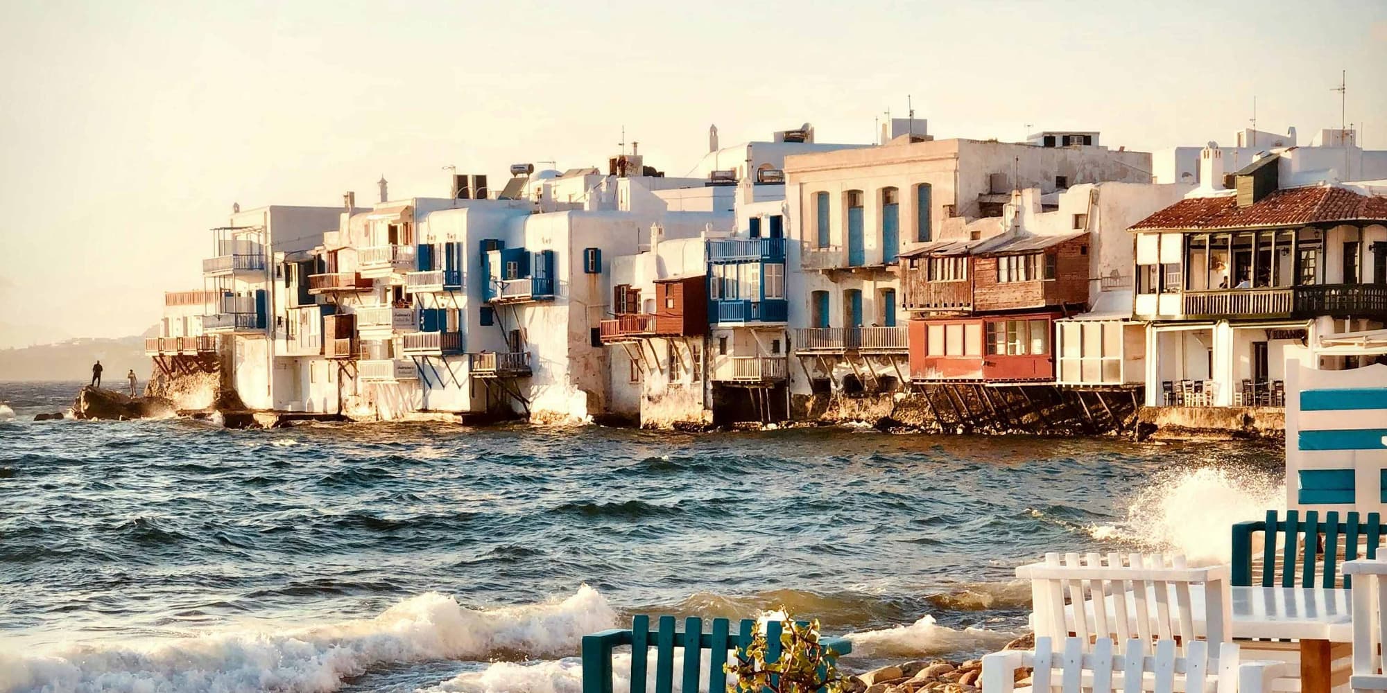 DIA 1: CHEGADA A ATENAS – BOAS-VINDAS E EMBARQUE