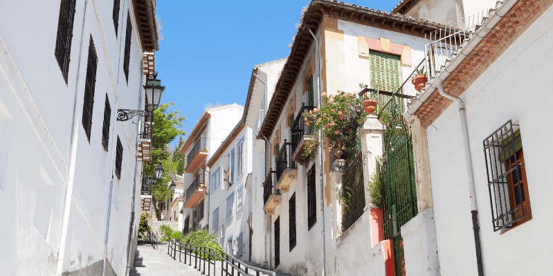 Día 3. FUENTE VAQUEROS - PINOS PUENTE - ALCALÁ LA REAL