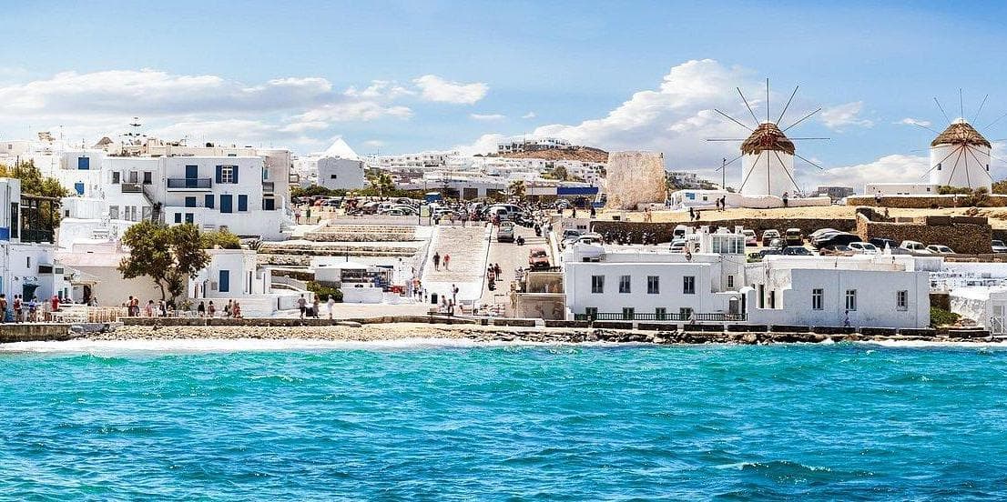 DÍA 11 • PIREOS - MYKONOS - SANTORINI