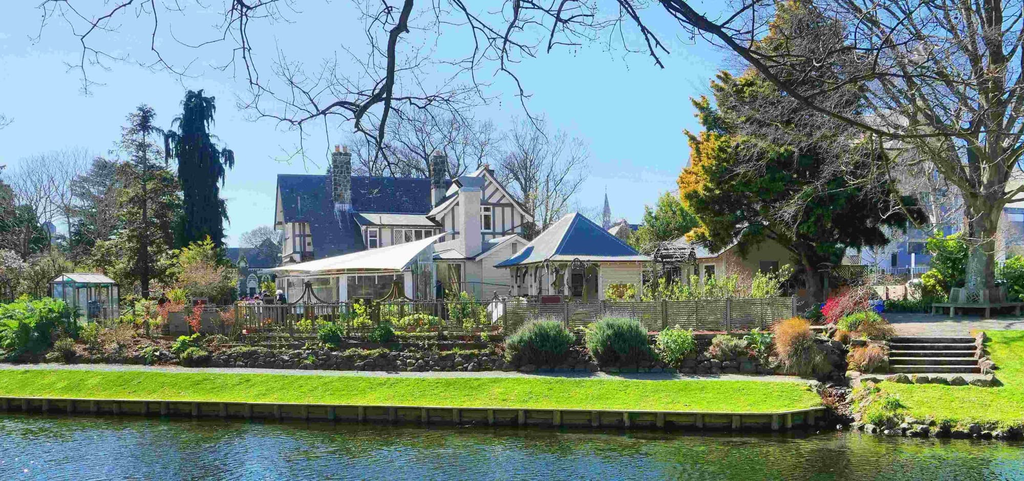 DIA 1: CHEGADA E PRIMEIRA NOITE NO PARAÍSO