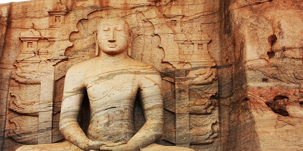 Jour 4 : Sigiriya - Polonnaruwa – Sigiriya (57 km / 1h30).