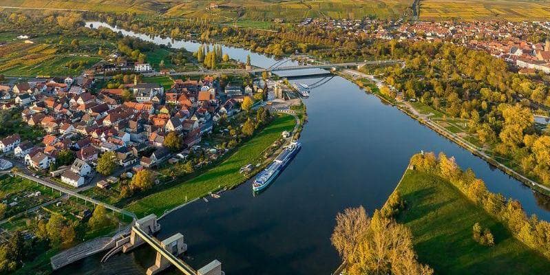 DÍA 8 • AMSTERDAM - CRUCERO POR EL RHIN - FRANKFURT 