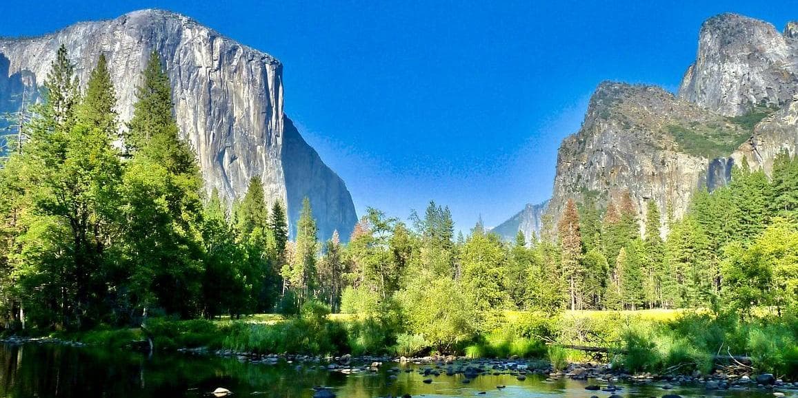 DAY 9: FRESNO - YOSEMITE NATIONAL PARK - MONTEREY (464 km)