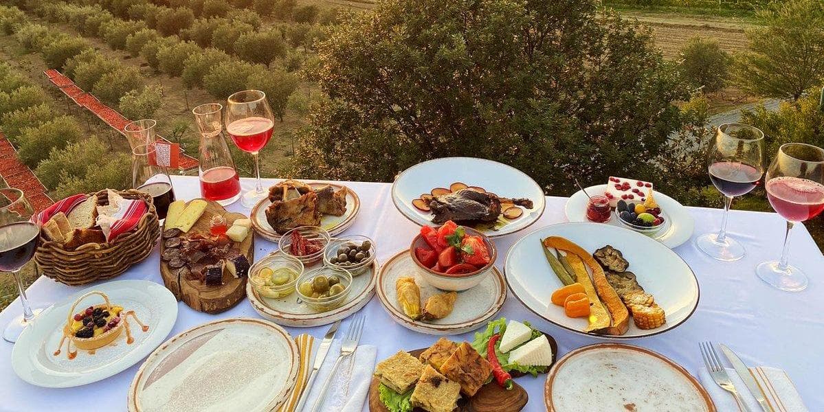 Day 2: Mrizi i Zanave Agroturizem - Kruja  