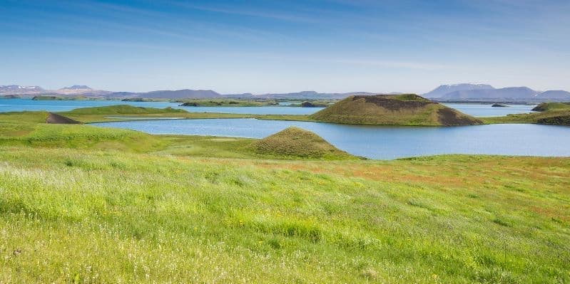 AKUREYRI / HUSAVIG / LAGO MÝVATN / ADALDALUR