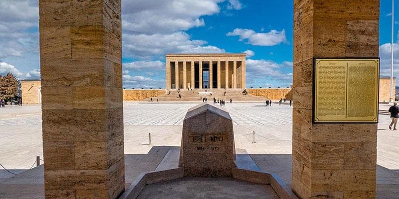 DÍA 6 • ESTAMBUL - ANKARA - CAPADOCIA