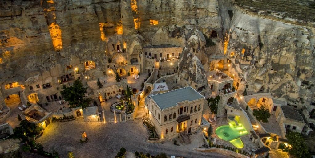 DAY 04 ISTANBUL - FLIGHT - CAPADOCIA