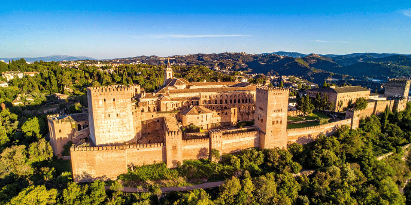 Día 1. PALMA - GRANADA