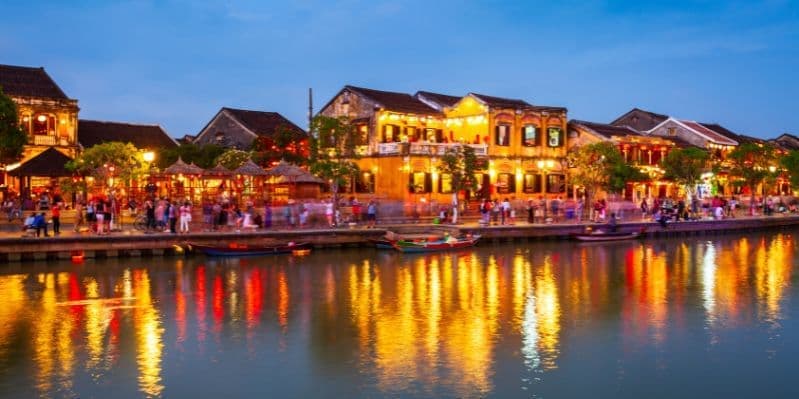 HO CHI MINH / HOI AN