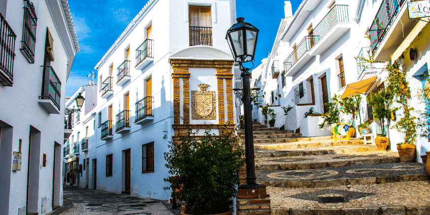 16 noviembre. FRIGILIANA – NERJA