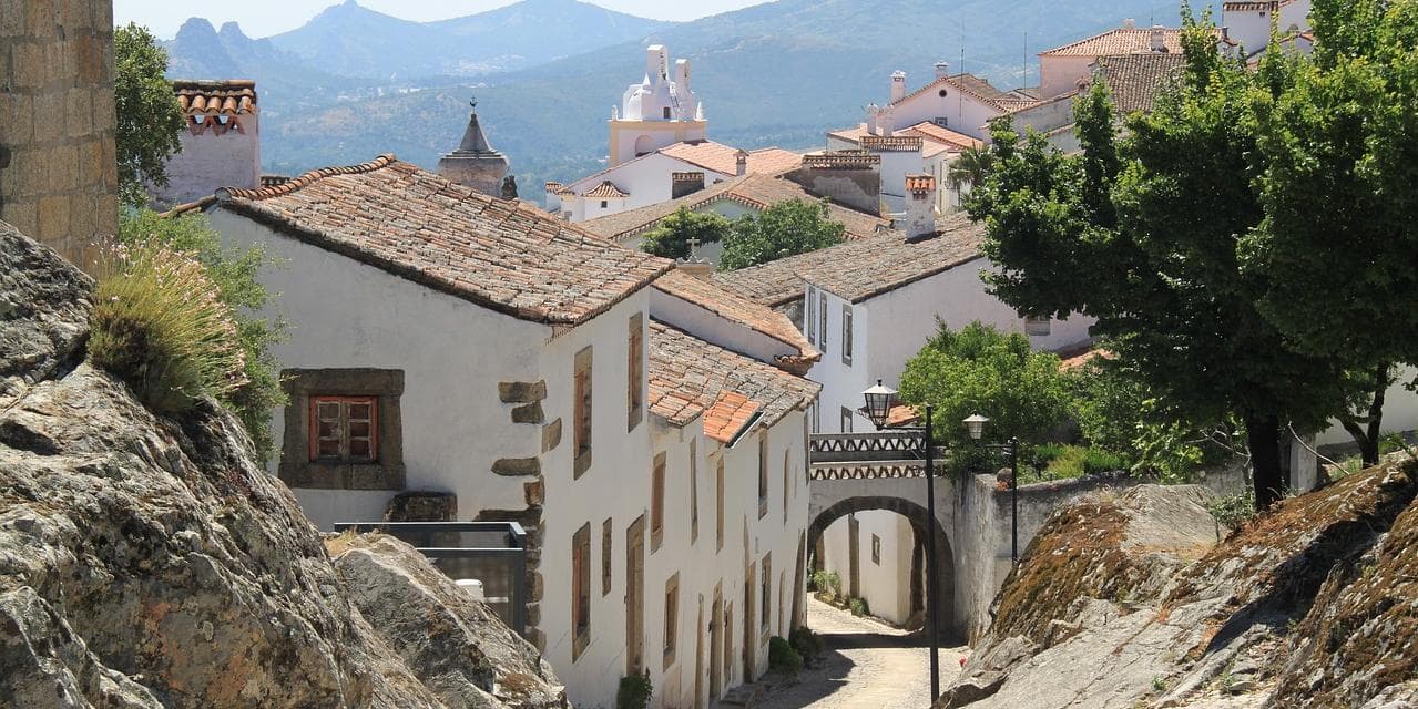 3º Giorno – EVORA - MARVAO - CASTELO VIDE - COIMBRA