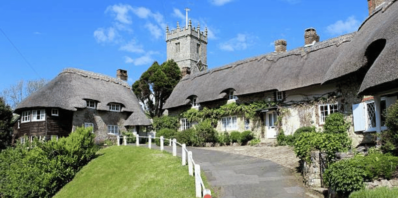 GIORNO 3 : CARISBROOKE CASTLE - SHANKLIN OLD VILLAGE - SHANKLIN CHILE