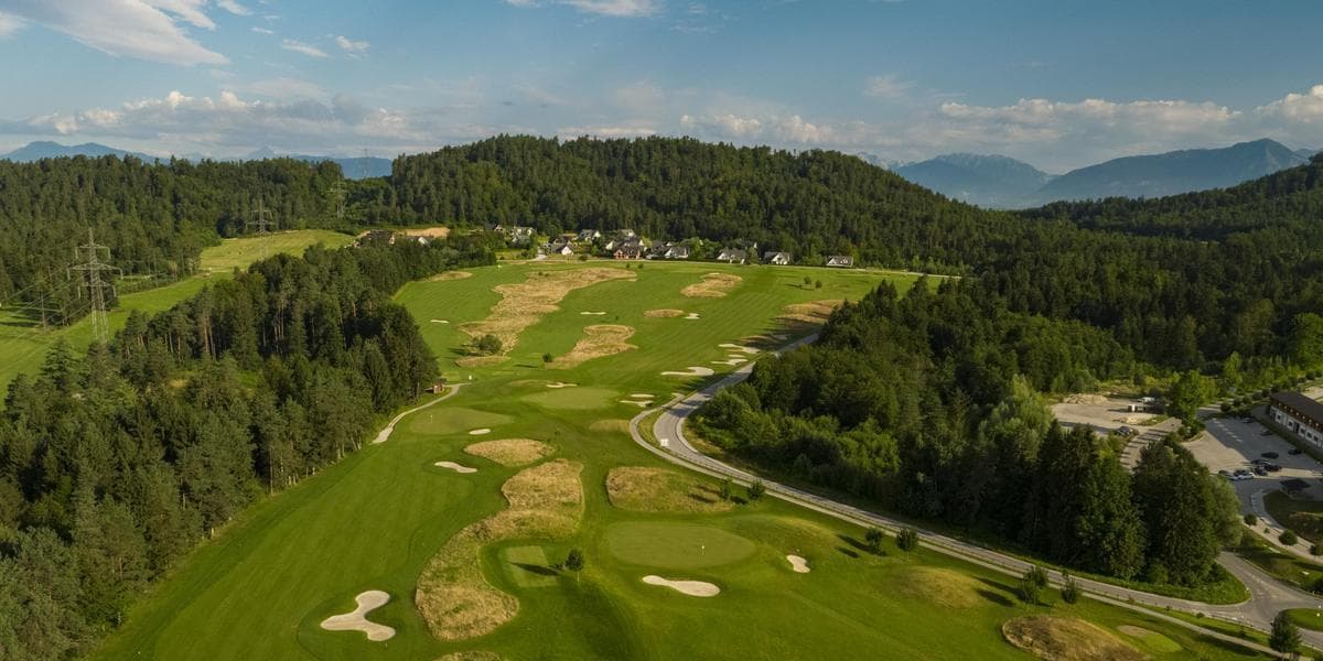 QUINTO GIORNO: »CUBO GOLF« A LUBIANA