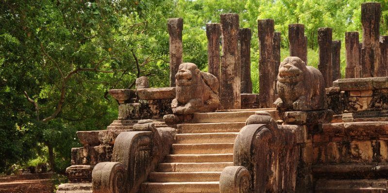 SIGIRIYA / POLONNARUWA