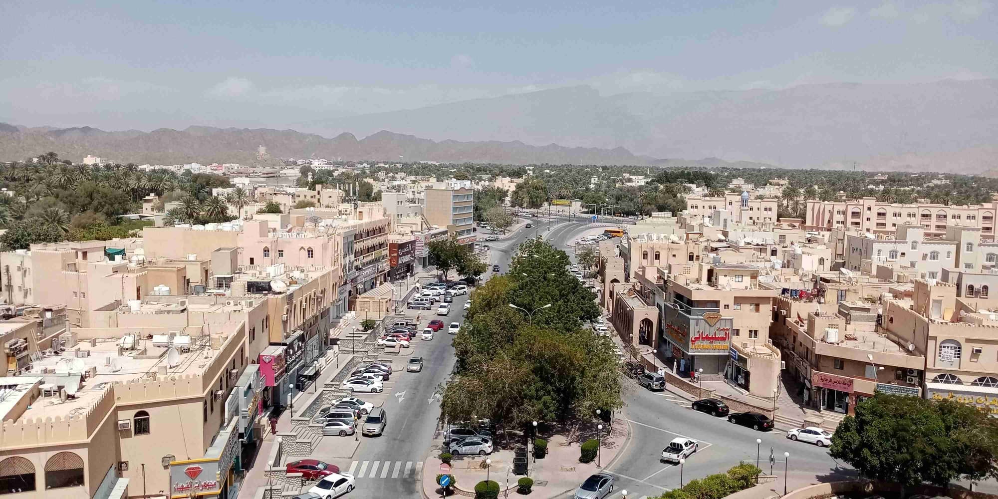 Jour 4 : Jebel Shams - Al Hamra – Bahla – Al Hamra - Misfat Al Abriyeen - Nizwa (110 km)