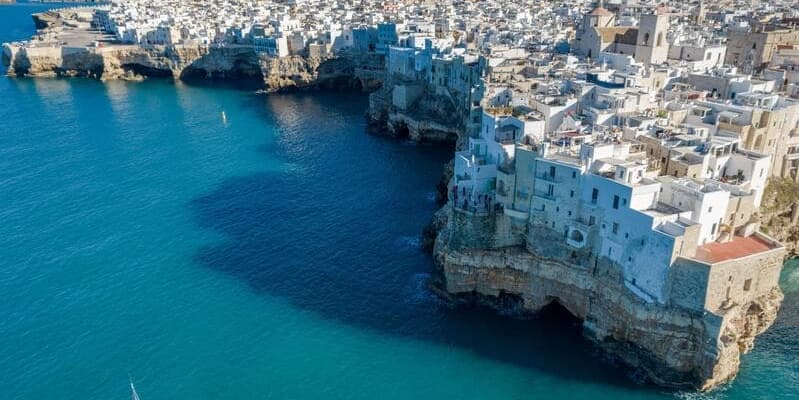 DAY 4 – POLIGNANO A MARE, MONOPOLI, OSTUNI, MATERA, BARI