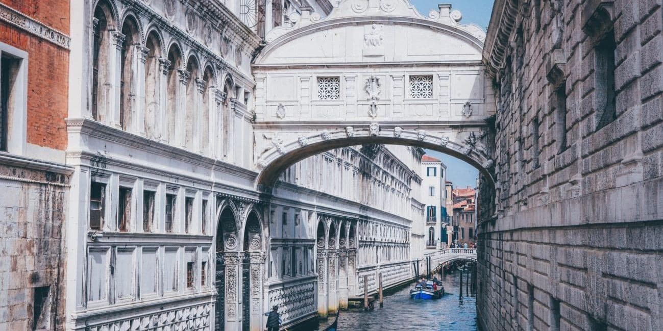 DÍA 12 VENECIA • ROMA (Miércoles)