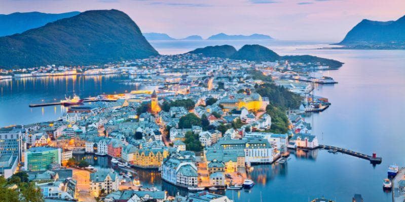 OTTA/TROLLSTIGEN/ALESUND