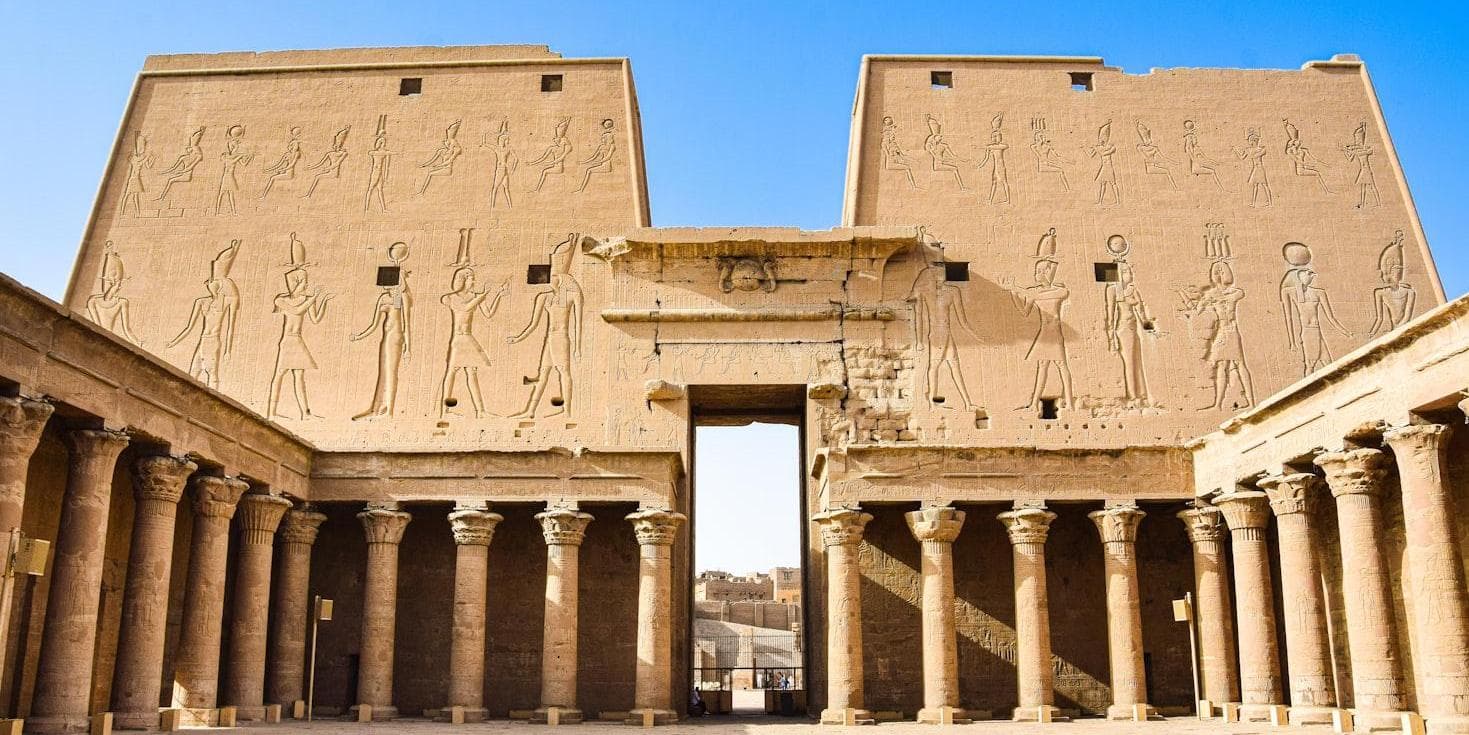 DAY 05 EDFU - KOM OMBO - ASWAN