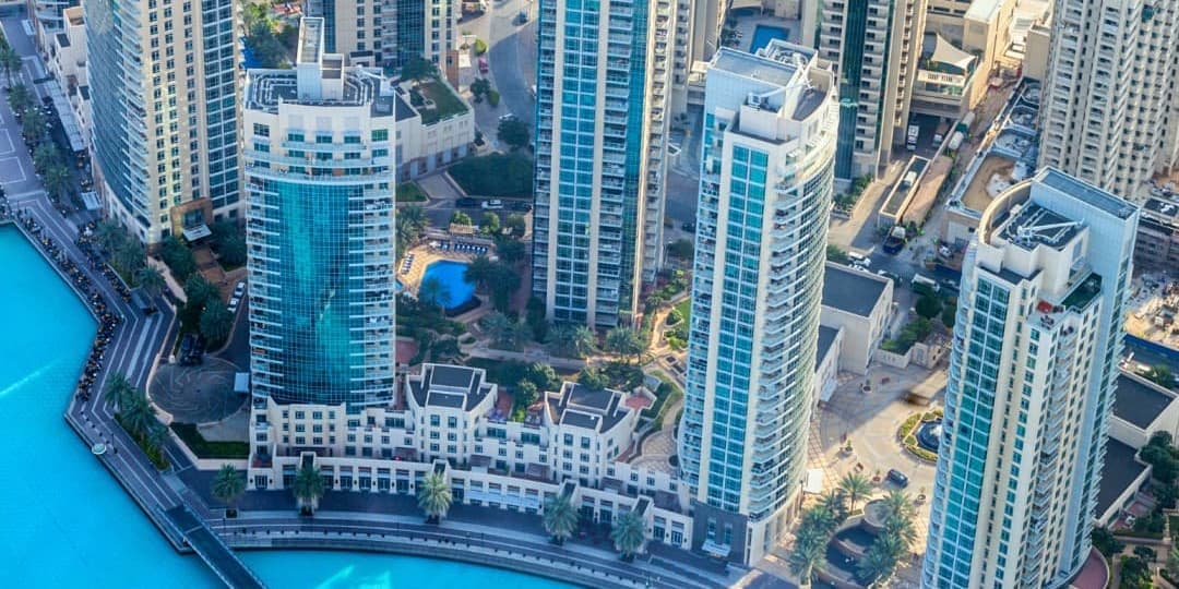 Noche a bordo | Ciudad de origen - Dubái