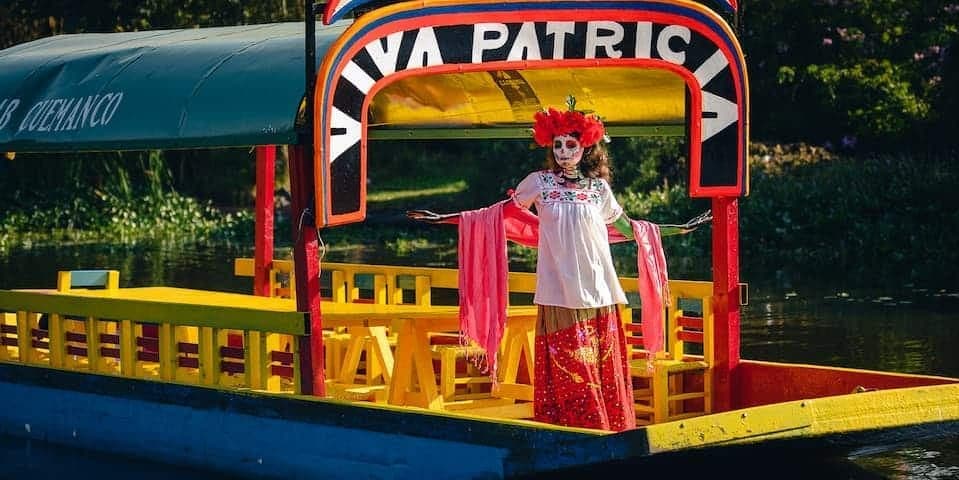 DÍA 06 (4 NOV)    CITY TOUR / XOCHIMILCO