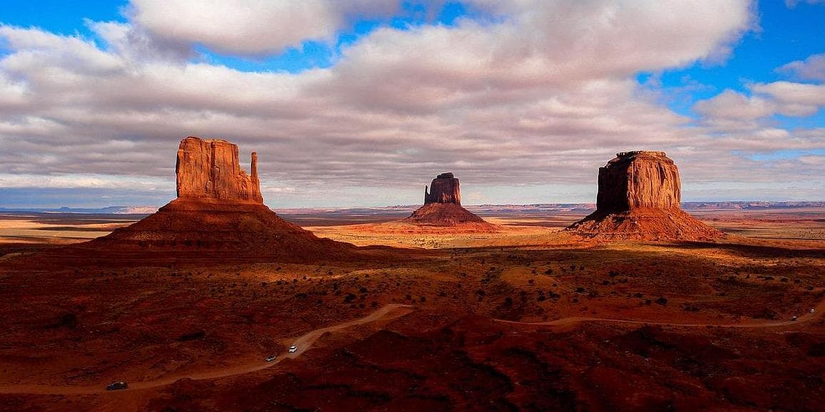 DAY 5: WILLIAMS - MONUMENT VALLEY - PAGE (460 km)