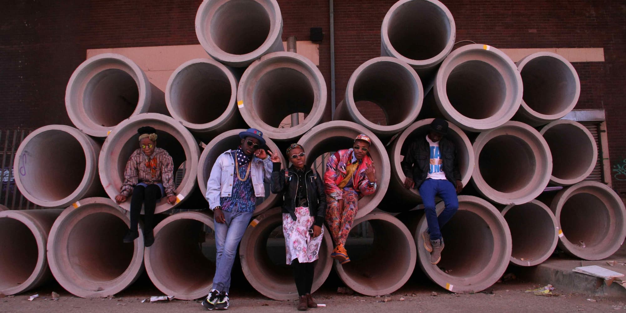 JOUR 11 : PRETORIA - JOHANNESBURG  PARIS                                                                                                                                            110km  Petit déjeuner.- JOUR 12 : PARIS Arrivée à Paris