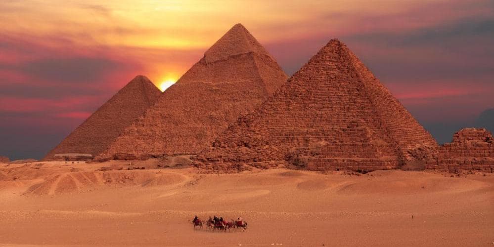 DAY 2 CAIRO – PYRAMIDS (B, L)