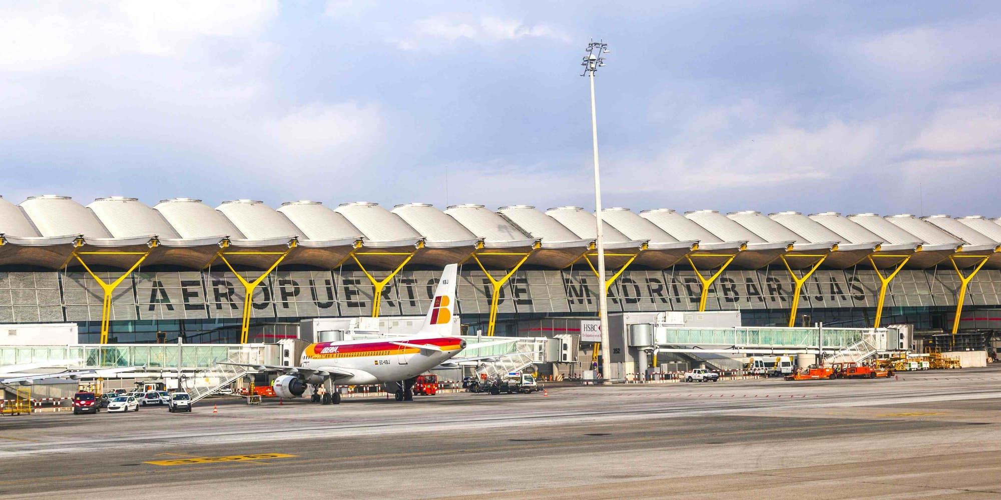 DÍA 1 AMÉRICA • MADRID (Sábado)