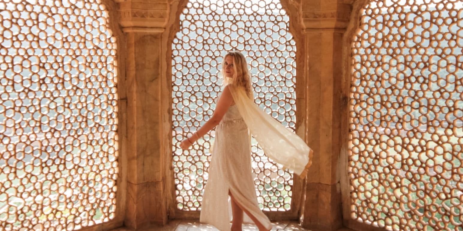 Día 3 | Nueva Delhi - Kalakho - Camino a Jaipur, templos, palacios y danzas del Rajastán