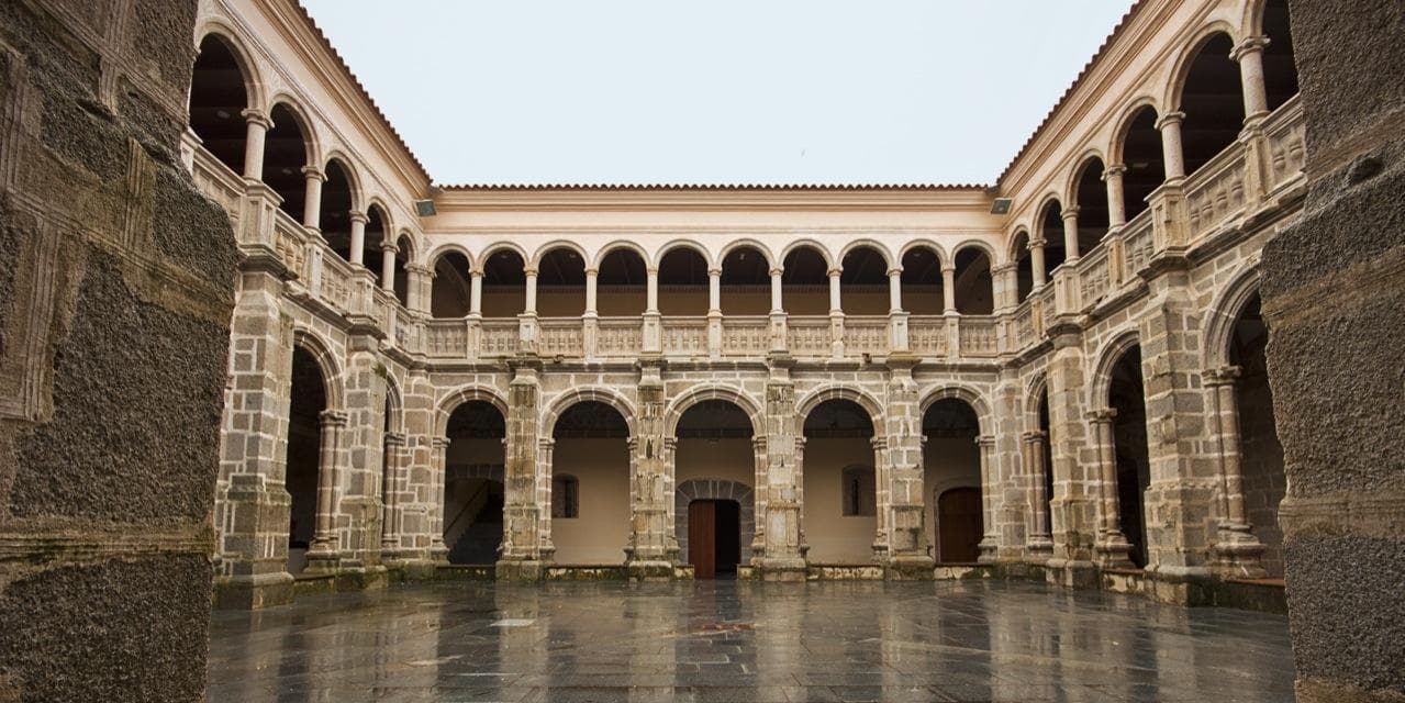 DAY 5: CALERA DE LEÓN → CABEZA LA VACA