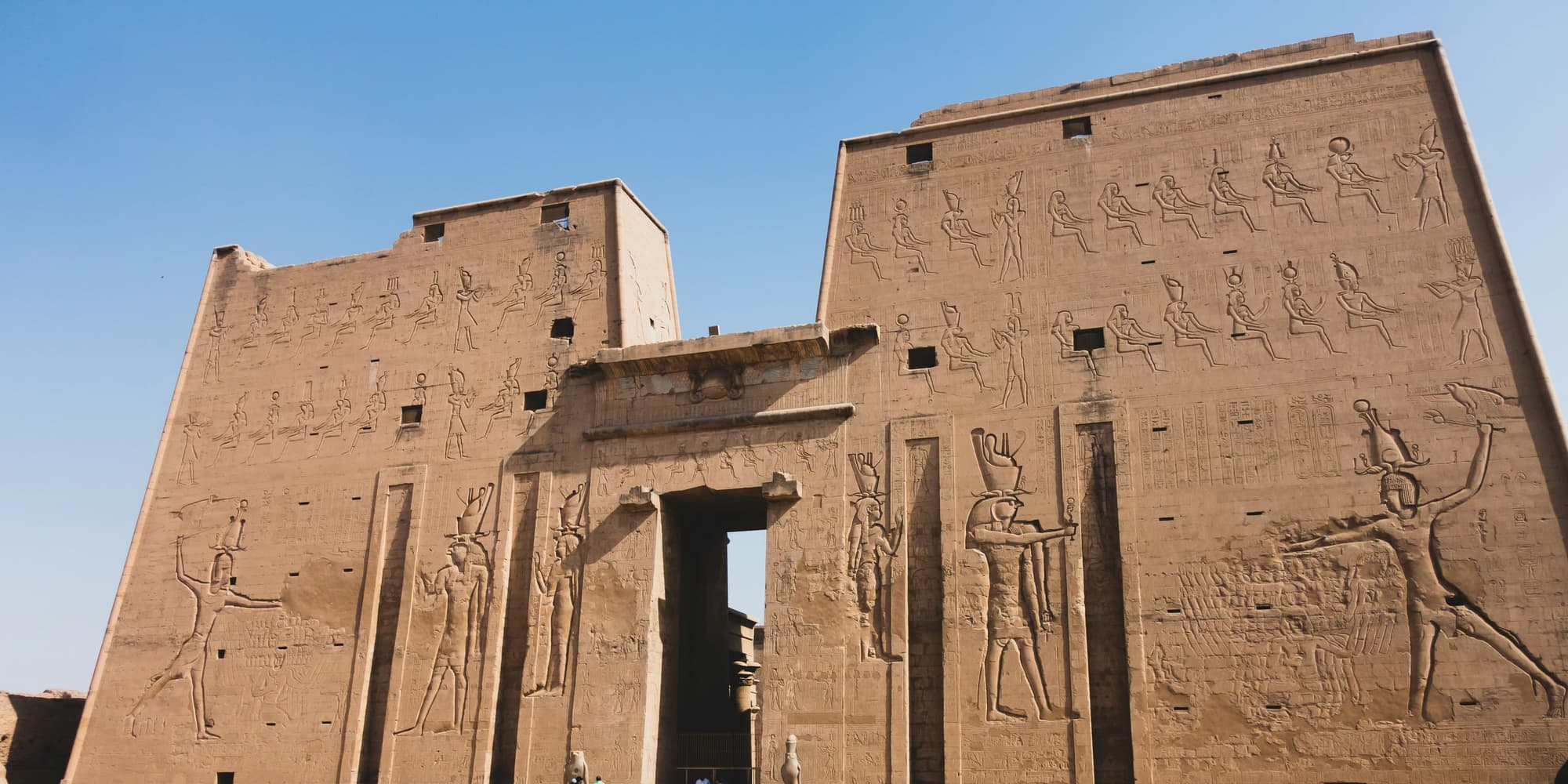 DAY 06 – ASWAN – KOM OMBO – EDFU