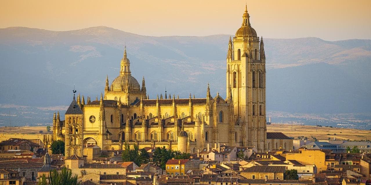 4º Giorno – MADRID – AVILA – SEGOVIA – MADRID