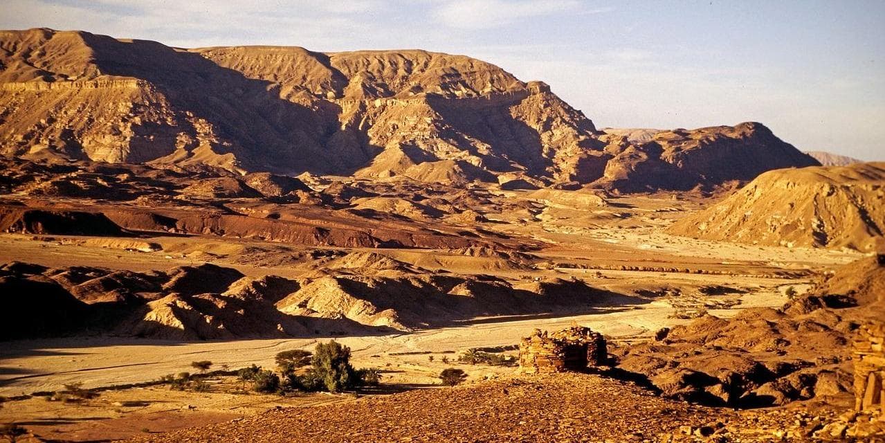 Día 4 | Jueves | EL CAIRO - LA FUENTES DE MOISÉS - SANTA CATARINA