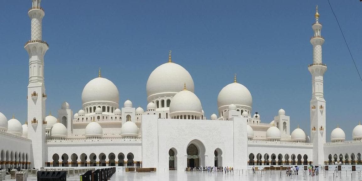 9°GIORNO: ABU DHABI - ITALIA