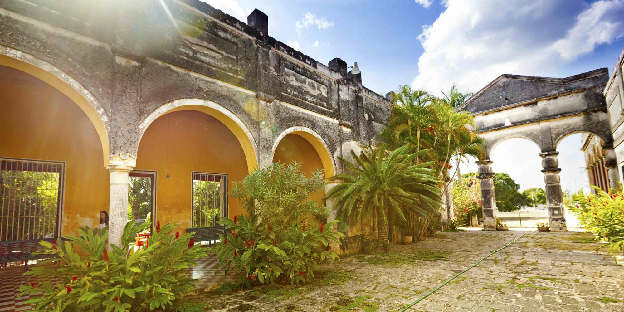 DÍA 2 CANCÚN –CHICHÉN ITZÁ– MÉRIDA 