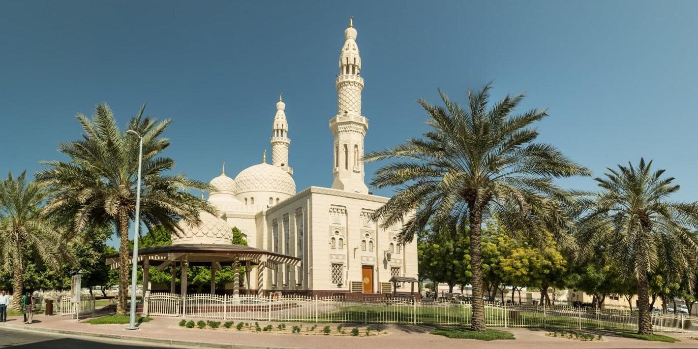 Day 2 – Half Day Classic Dubai – Dhow Cruise (B, D)