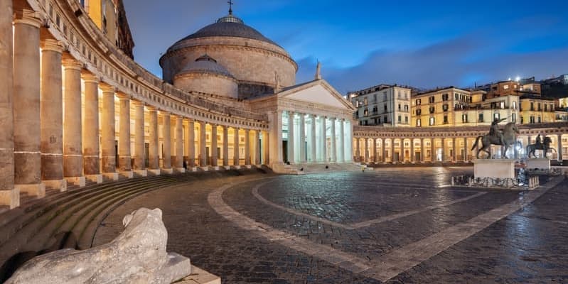 DAY 2 - MONDAY: NAPLES