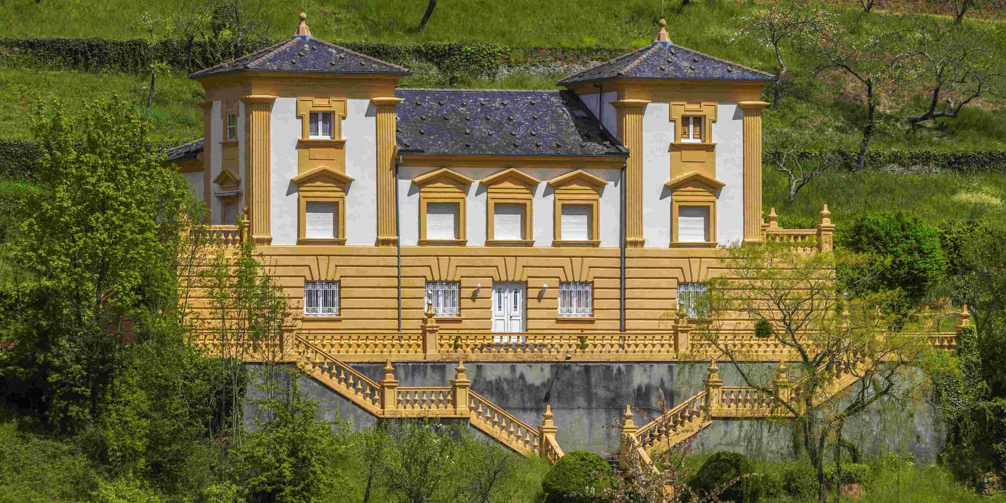 第一天：阿兰德