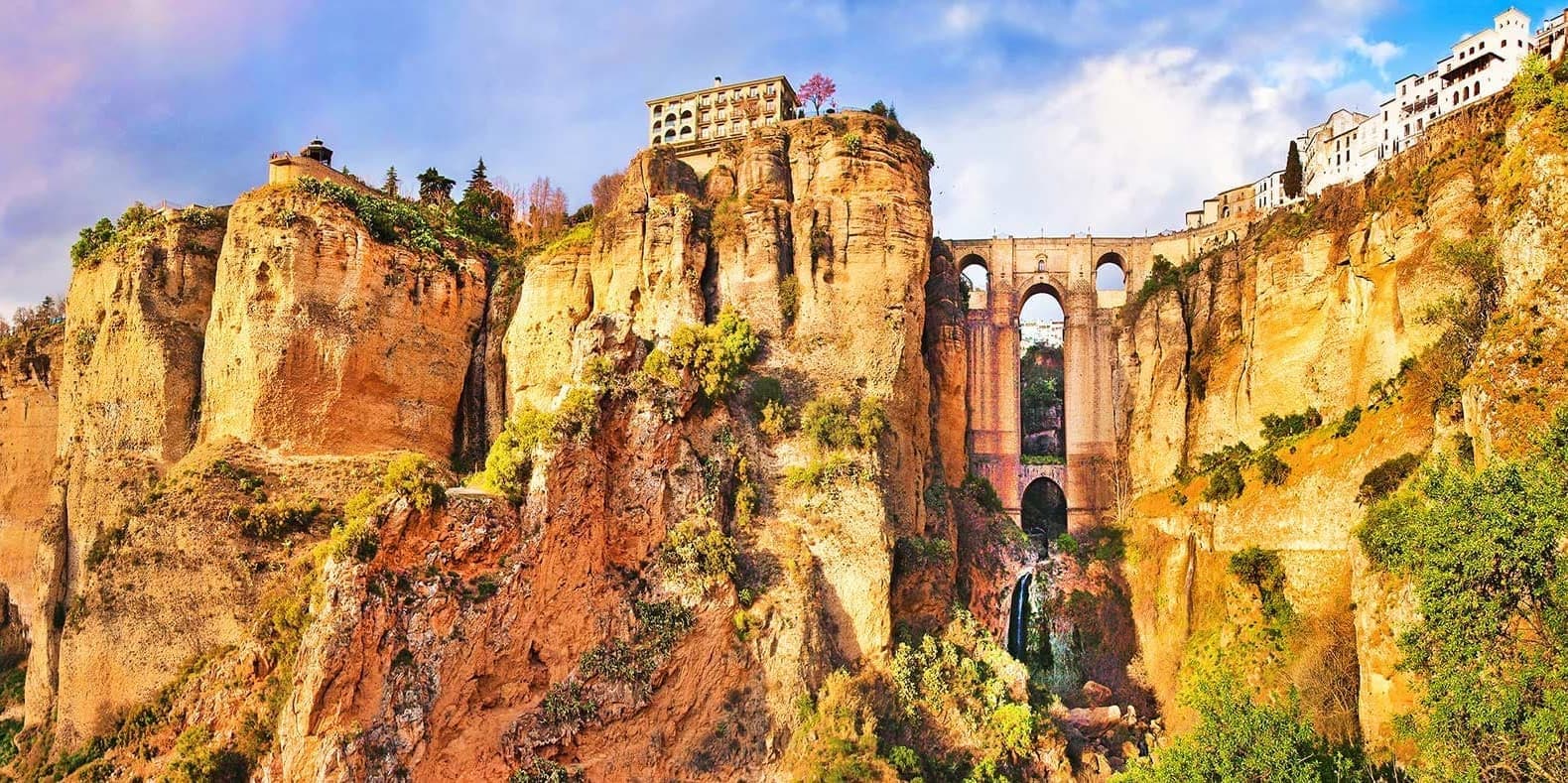 SETENIL DE LAS BODEGAS – RONDA