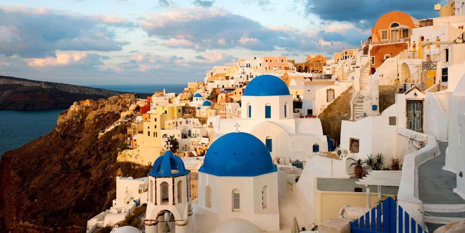 DAY 2 • SANTORINI (GREECE)