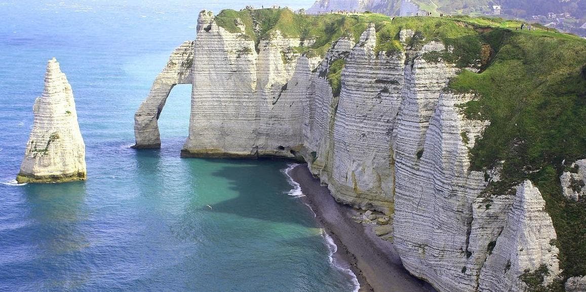 4º Giorno – CAEN – SPIAGGE DELLO SBARCO – ARROMANCHE – BAYEUX – CAEN