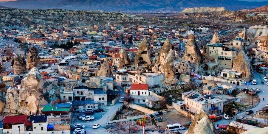 DÍA 4 • ESTAMBUL - CAPADOCIA 