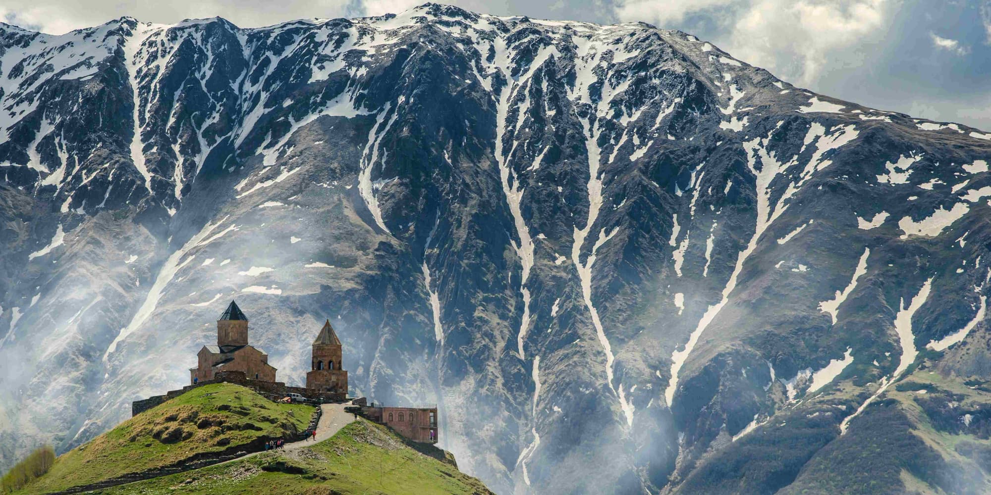 DAY 1: ARRIVAL IN TBILISI AND URBAN FLAVORS