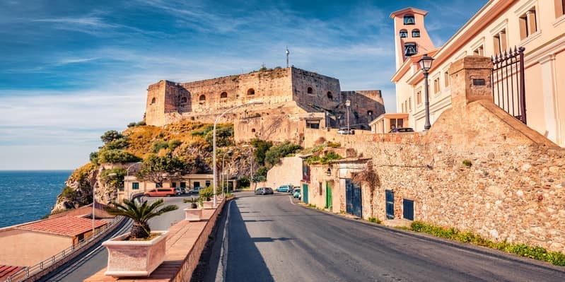 DAY 2: LAMEZIA TERME, REGGIO CALABRIA