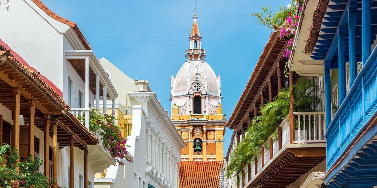 DAY 9. (Friday) CARTAGENA – CITY TOUR 