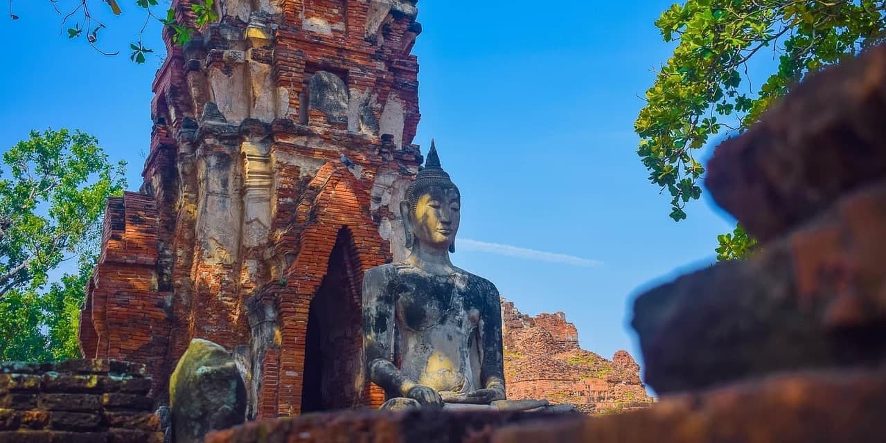 GIORNO 2 MERCOLEDÌ: BURIRAM - UBON RATCHATHANI